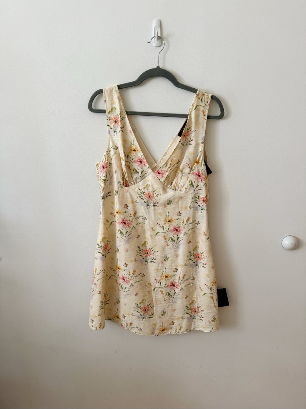Lulu's Cream Floral V-Neck Mini Dress